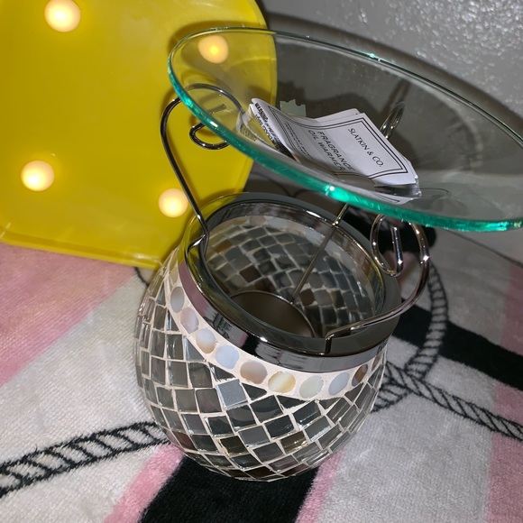 Bath & Body Works - Picture 3 of 8